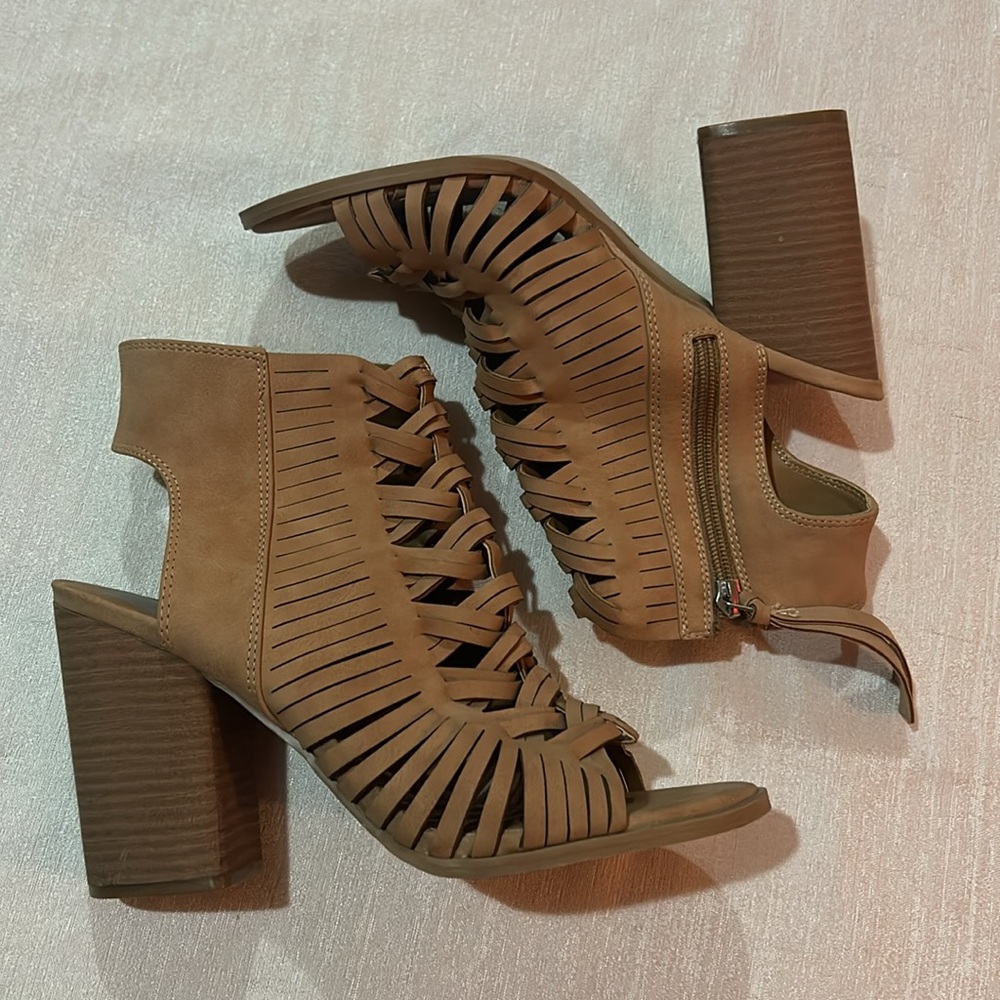 DV by Dolce Vita ‘Alyson Amina’ Women Brown Strappy Block Heel Sandals Size 8.5 - Picture 5 of 15